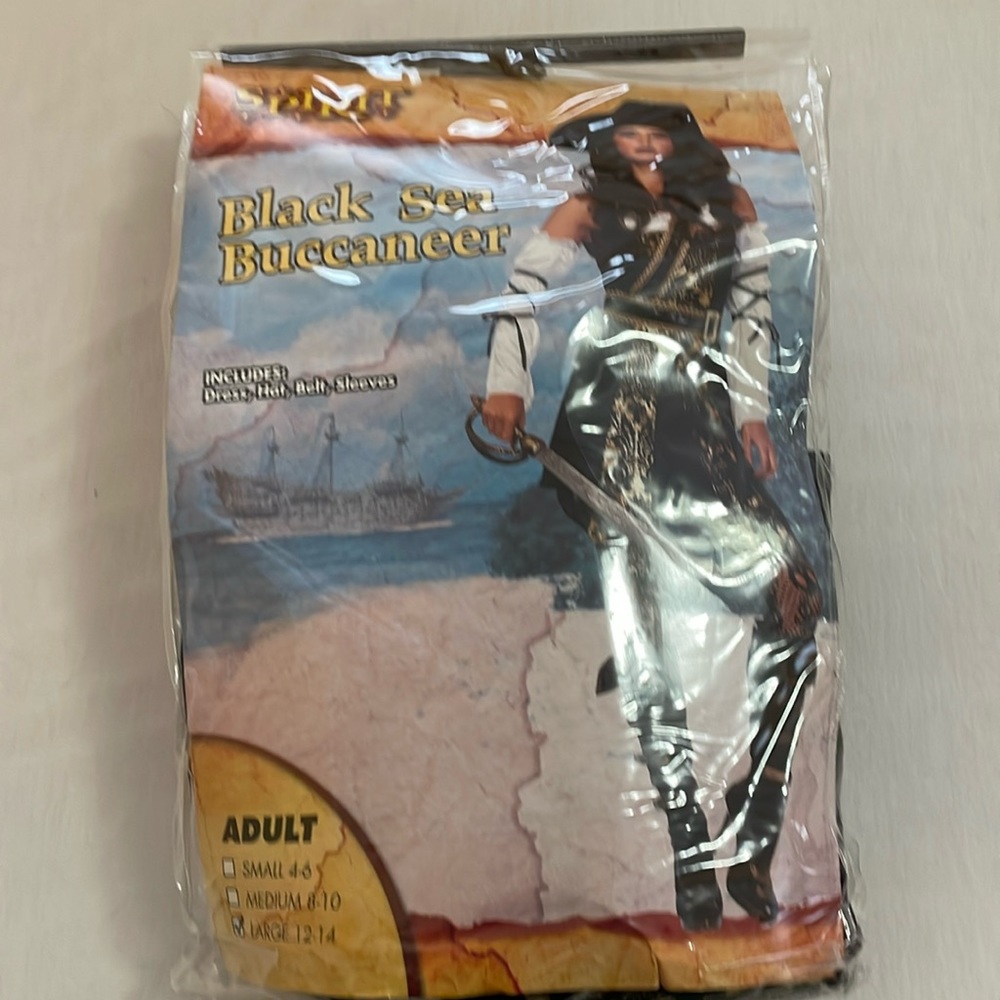 Spirit Halloween Black Sea Buccaneer Large 12-14